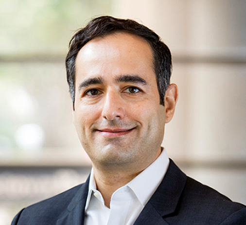 Arash Parham headshot